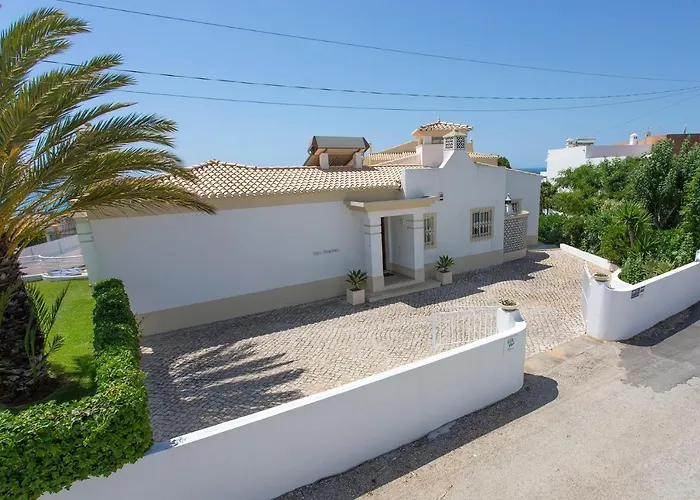 Primavera By ヴィラ *